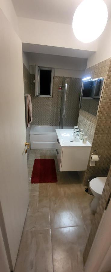 28 Constantin Brancoveanu, Craiovita, Self Check-in *